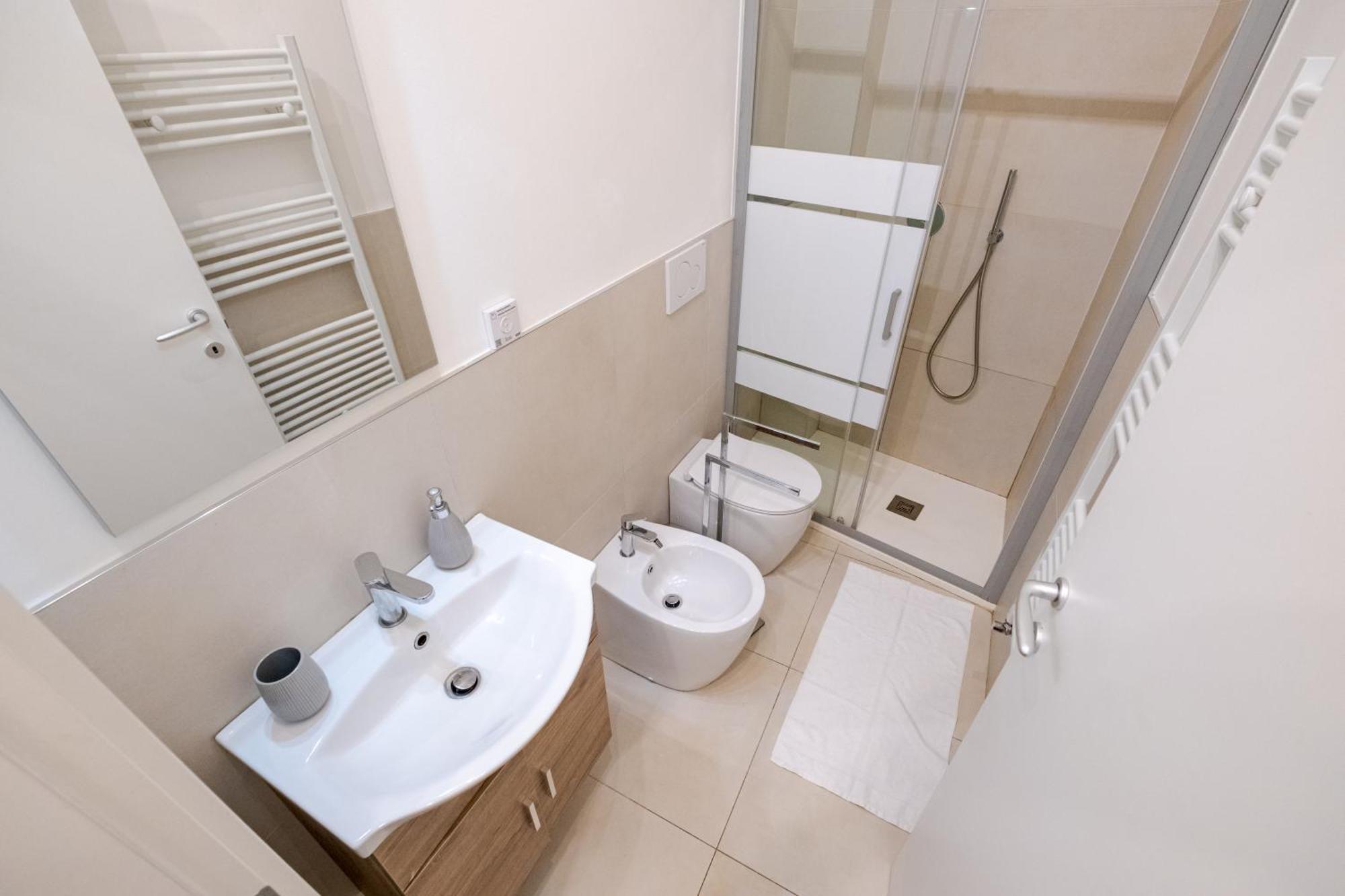 Oasi Di Relax Spa A 10 Min Dal Duomo Apartment มิลาน ภายนอก รูปภาพ
